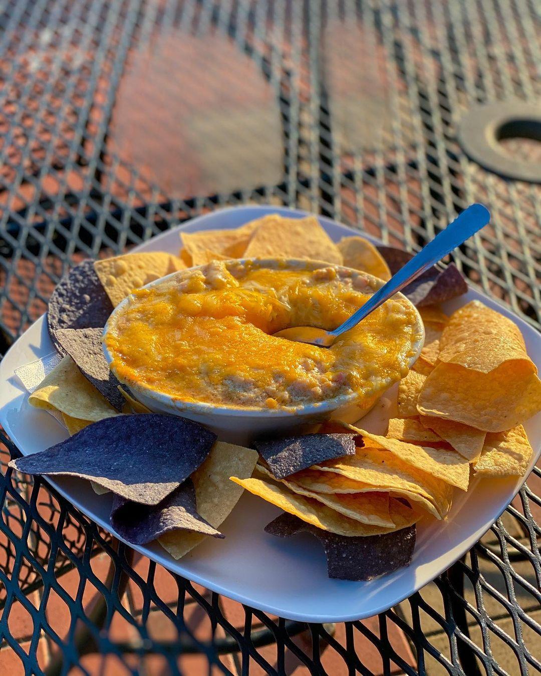 Riverwalk Restaurant and Catering menu in Evansville, Indiana, USA