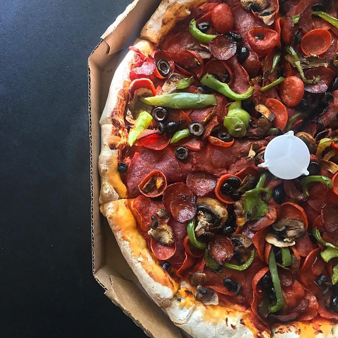 Round Table Pizza, Blundell Centre menu in Richmond, British Columbia ...