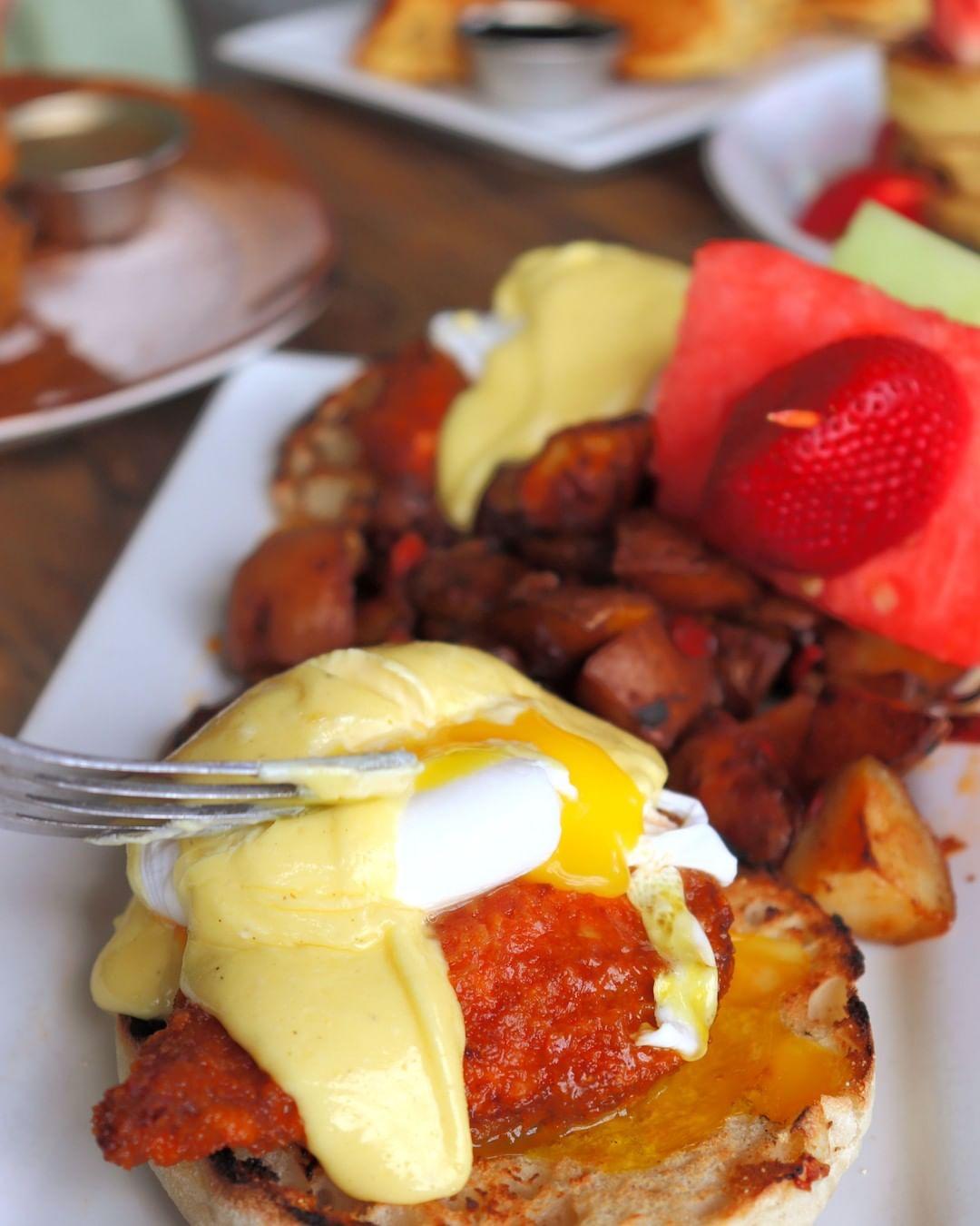 Tavern In The Square menus in Northborough, Massachusetts, United States