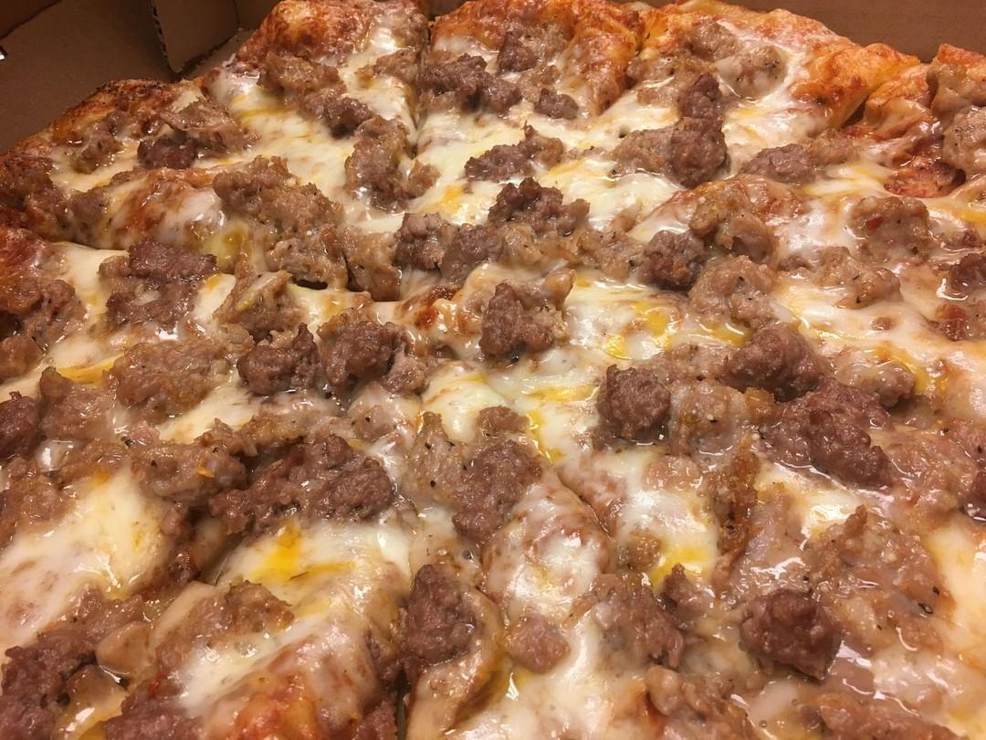 Me-n-Ed's Pizzeria menus in Hanford, California, United States