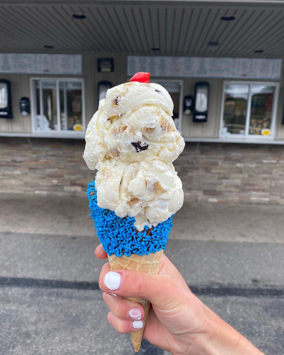 Uhlman's Ice Cream menus in Westborough, Massachusetts, United States