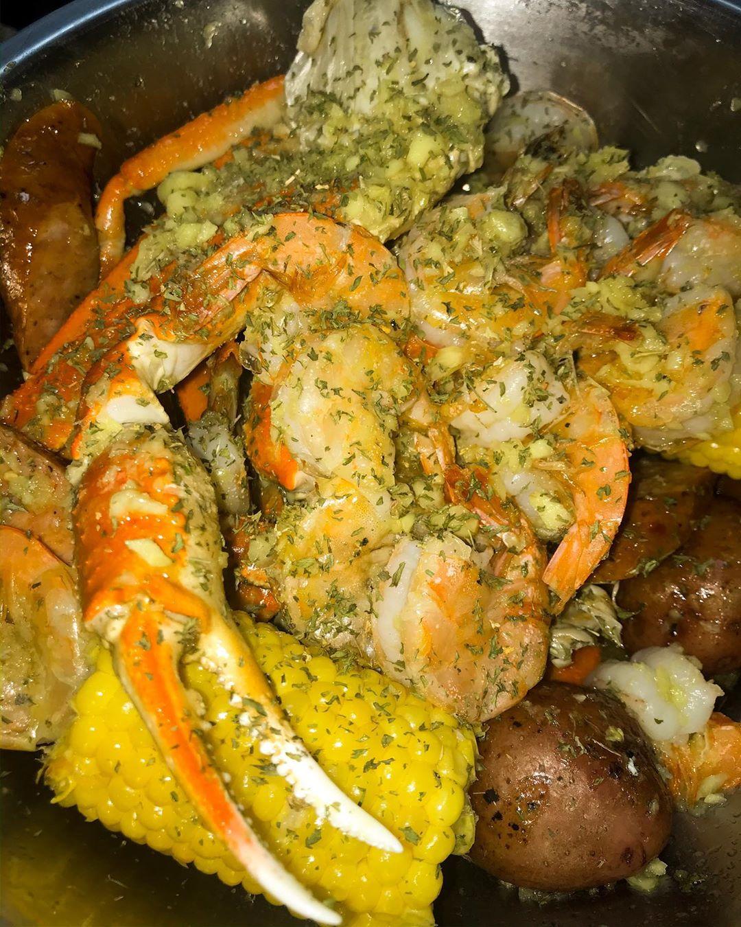 Submarine Crab menu in San Diego, California, USA