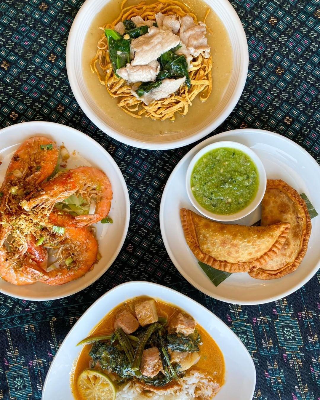 Waldo Thai menus in Kansas City, Missouri, United States