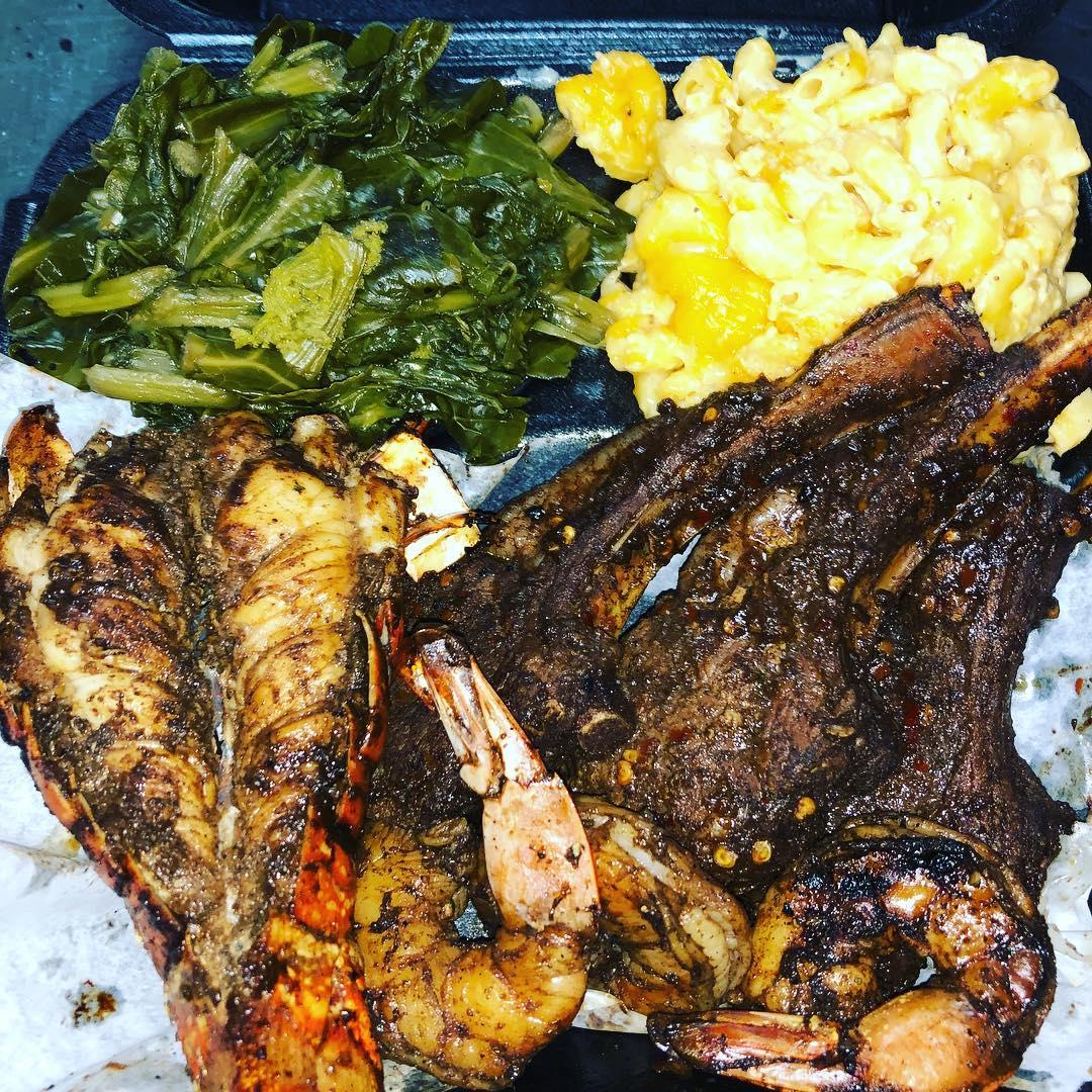 Photos for Caribbean Jerk Palace in Country Club Hills, IL Sirved