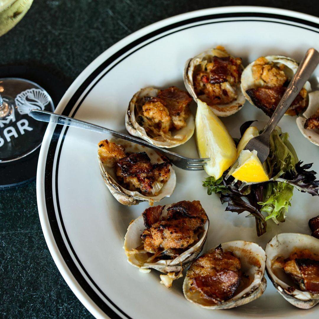 Speaks Clam Bar Italian & Seafood Lakewood Ranch menus in Lakewood