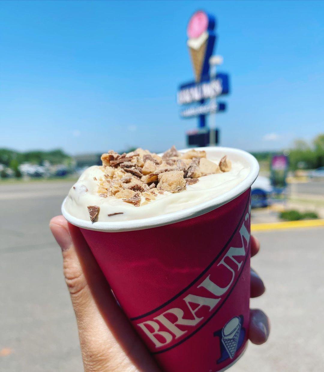 Braum's Ice Cream & Dairy Store menu in Dallas, Texas, USA