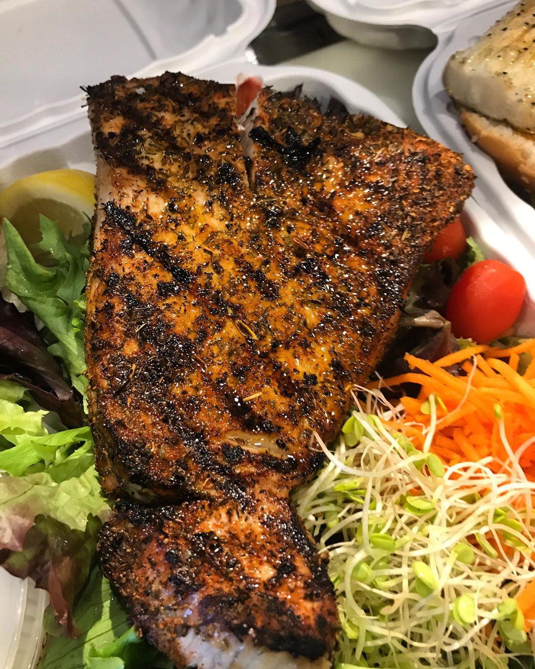 Paia Fish Market Waikiki menus in Honolulu, Hawaii, United States