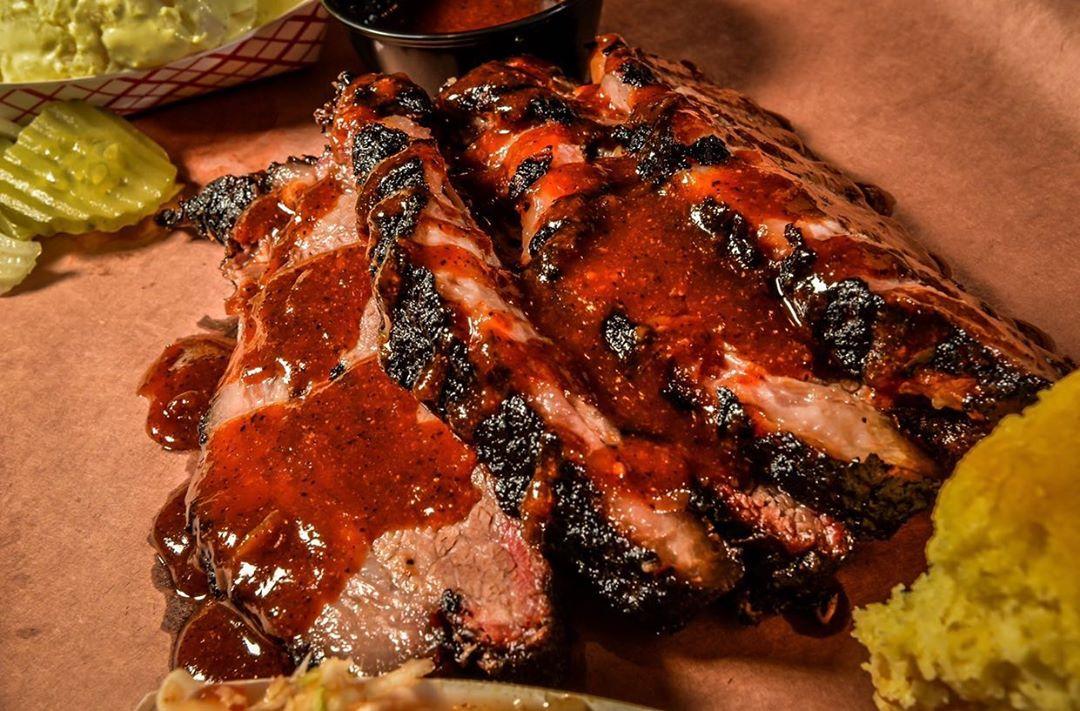 The Smoke Pit menu in Monroe, North Carolina, USA