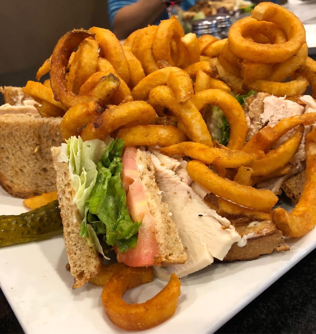 Ken's Pub menus in Bedford, Massachusetts, United States