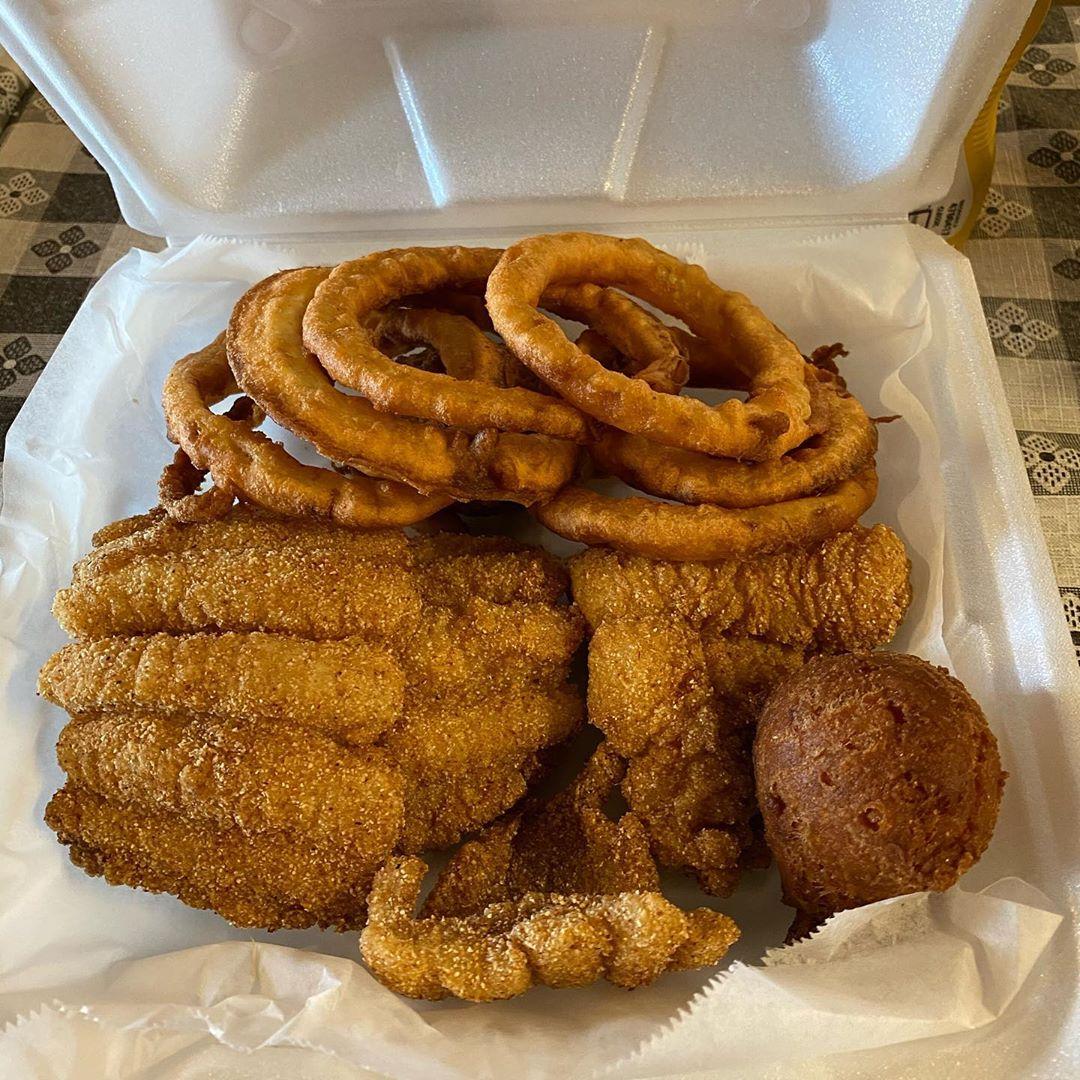 Lefty's Barbeque menu in Crossville, Tennessee, USA