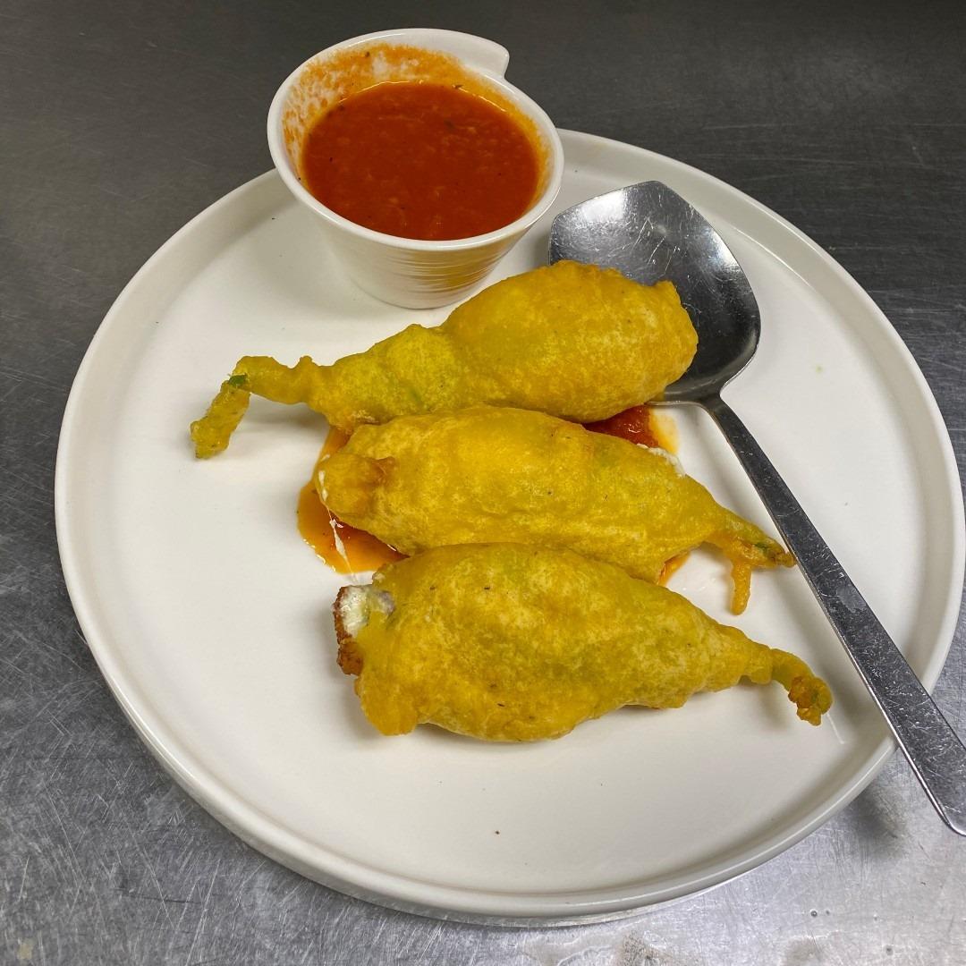 Mannino's Italian Kitchen and Lounge menu in Commack, New York, USA