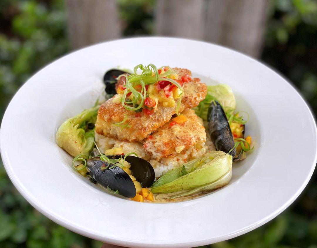 Umekes Fish Market Bar & Grill menus in KailuaKona, Hawaii, United States