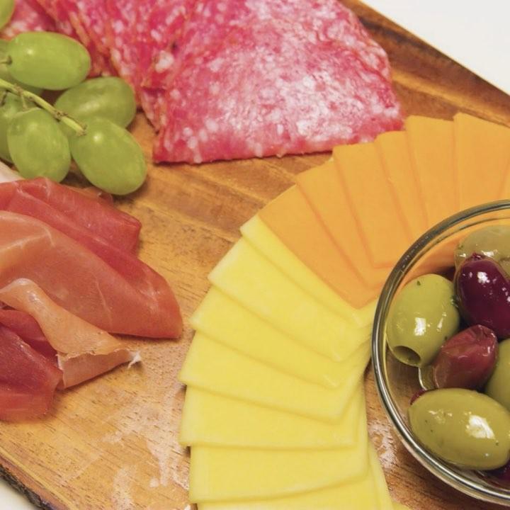 Costco Food Court menu in Montreal, Quebec H3K 2C3, Canada